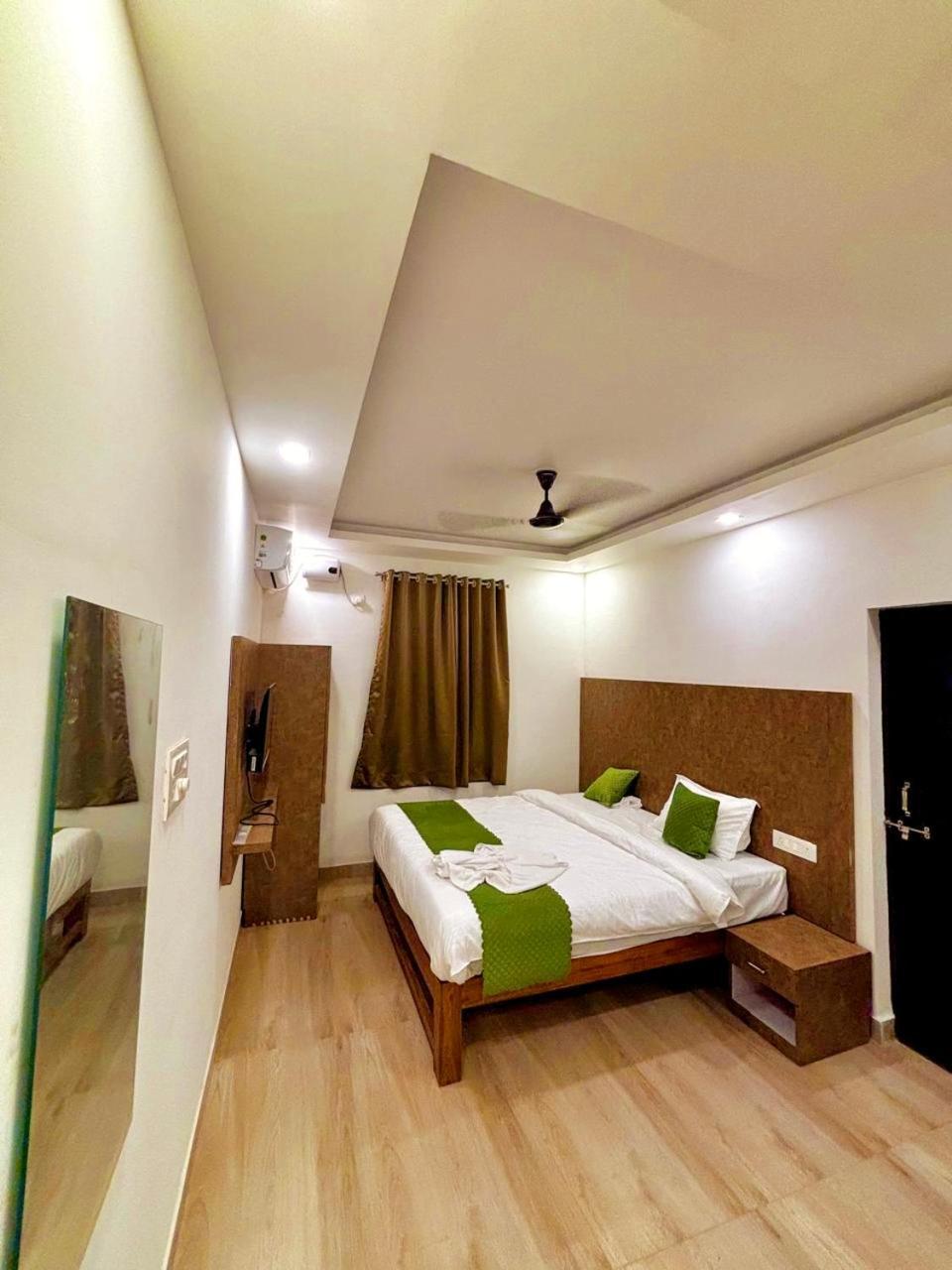 Baga Beach Way Exterior photo
