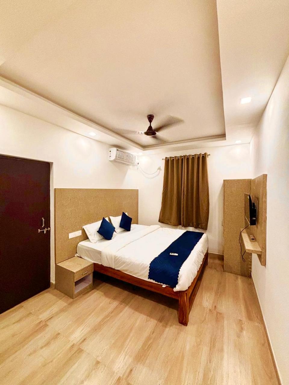 Baga Beach Way Exterior photo